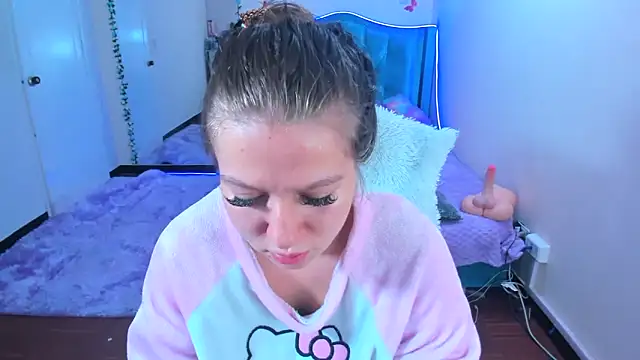 Luna Analya online show from 10-03-25, 12:35