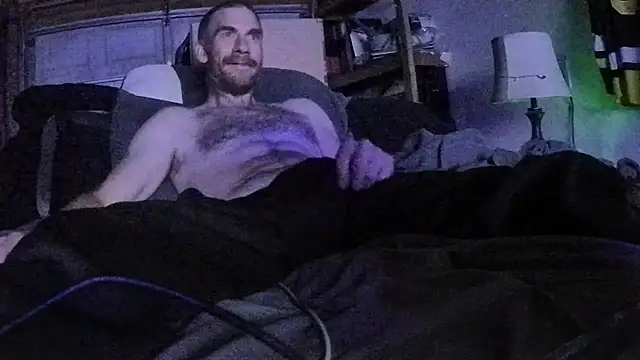 Snapshot of Tiggitytomociti chatting on 11-09-25, 03:49 Tiggitytomociti online show from 11-09-25, 03:49