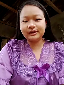 Snapshot of girl-babi chatting on 05-06-26, 03:46 girl-babi online show from 05-06-26, 03:46