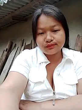 Snapshot of girl-babi chatting on 05-17-26, 07:50 girl-babi online show from 05-17-26, 07:50