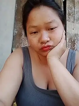 Snapshot of girl-babi chatting on 05-28-26, 09:28 girl-babi online show from 05-28-26, 09:28