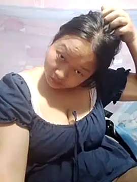 Snapshot of girl-babi chatting on 06-11-26, 03:26 girl-babi online show from 06-11-26, 03:26