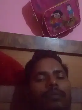 Snapshot of rajes543 chatting on 09-12-25, 04:29 rajes543 online show from 09-12-25, 04:29