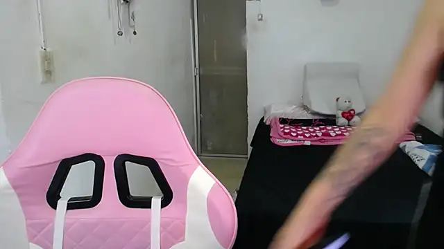 Amber09raiden online show from 10-08-25, 04:59