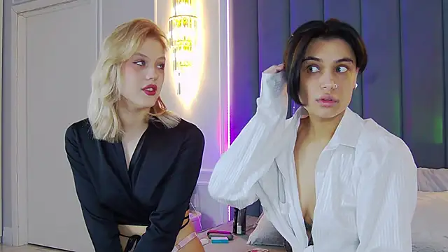 VioletAsh online show from 10-05-25, 04:33