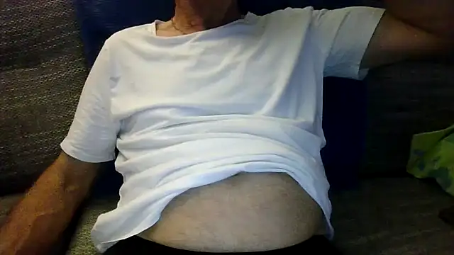 velikifant7 online show from 11-16-25, 07:19