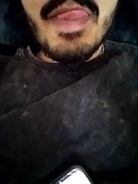 Snapshot of Hotyy_subhu chatting on 10-17-25, 02:19 Hotyy subhu online show from 10-17-25, 02:19