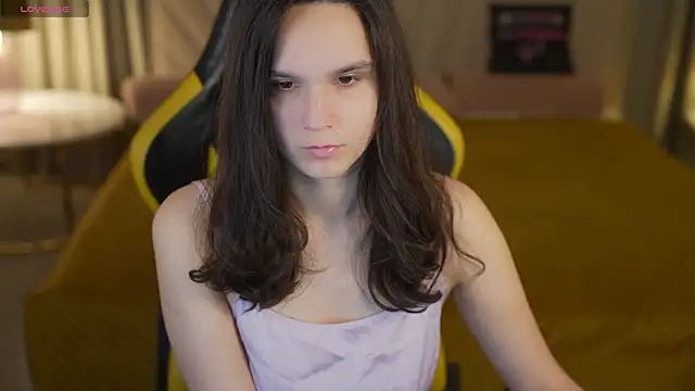 Snapshot of Cleo054 chatting on 02-17-26, 03:51 Cleo054 online show from 02-17-26, 03:51