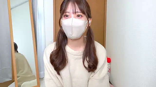 riri  nyan o0 online show from 11-11-25, 06:02