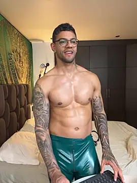 Tomy maylon online show from 11-26-25, 03:51