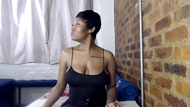 SweetPortableAmber online show from 11-12-25, 10:52