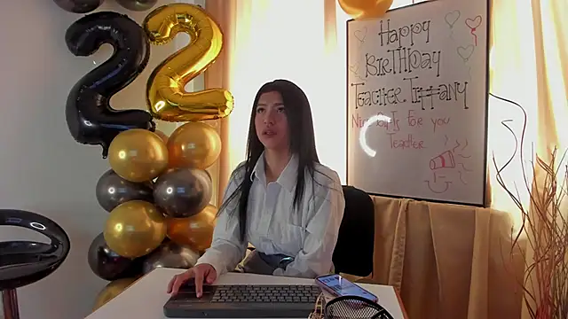 Tiffany Nm online show from 09-25-25, 01:59