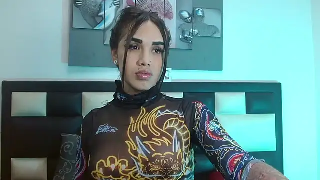 Snapshot of alejadolly chatting on 10-21-25, 09:37 alejadolly online show from 10-21-25, 09:37