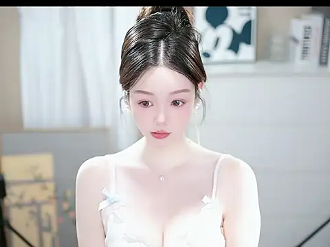 abbyli12 online show from 10-21-25, 01:23