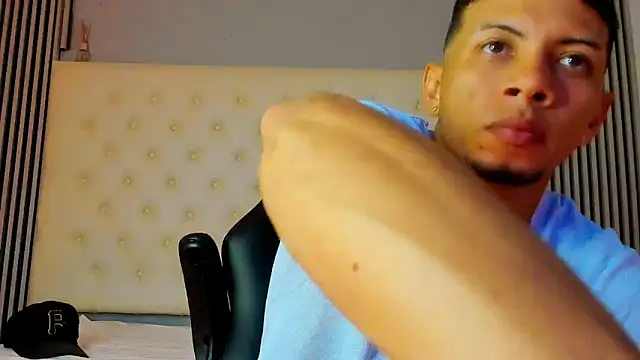 DustinandJordan online show from 03-08-26, 01:14