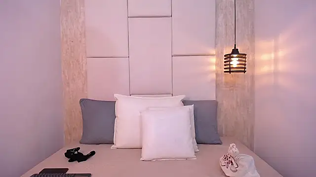 Dominic Taylor  online show from 10-04-25, 03:15