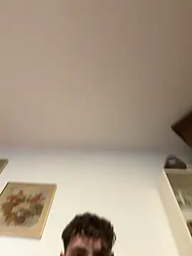 Snapshot of amo660 chatting on 10-28-25, 12:52 amo660 online show from 10-28-25, 12:52