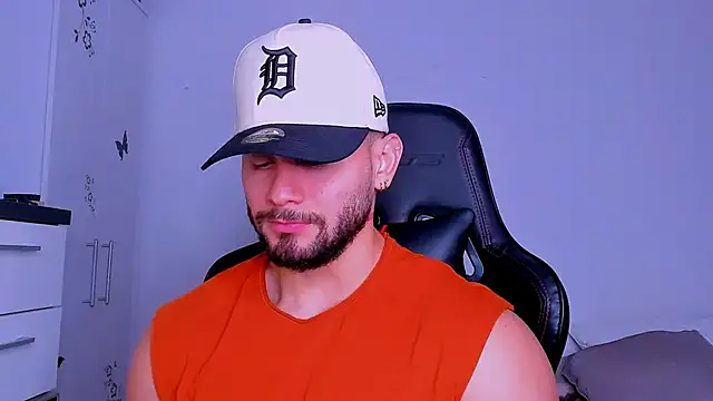 andrewcorey1 online show from 09-23-25, 04:59