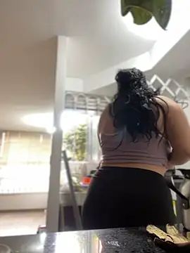 Tokio Sakura online show from 11-13-25, 04:39