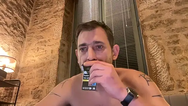 Snapshot of tamtamat46 chatting on 11-06-25, 05:14 tamtamat46 online show from 11-06-25, 05:14