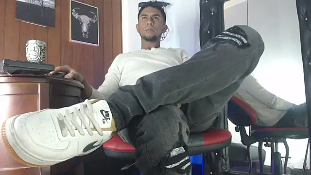 Sander ath online show from 09-26-25, 05:11