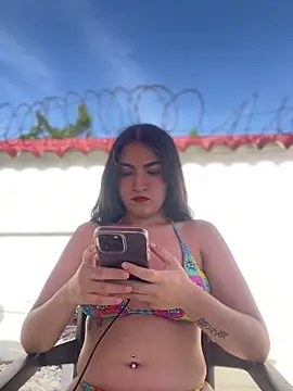 Snapshot of Gaby-Herrera chatting on 09-11-25, 08:31 Gaby-Herrera online show from 09-11-25, 08:31