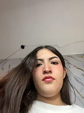 Snapshot of Gaby-Herrera chatting on 11-05-25, 08:20 Gaby-Herrera online show from 11-05-25, 08:20