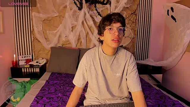 Desire Ecstasy online show from 11-01-25, 01:24