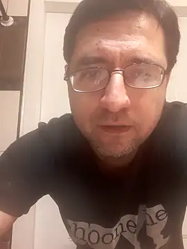 Gearsuit online show from 09-19-25, 06:48