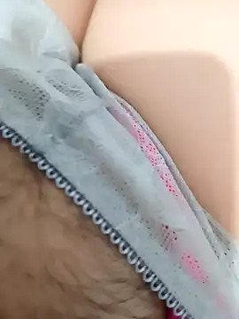 Snapshot of Thaohoa_love chatting on 02-14-26, 10:17 Thaohoa love online show from 02-14-26, 10:17