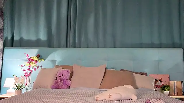 Aurora Bennet online show from 02-20-26, 01:02