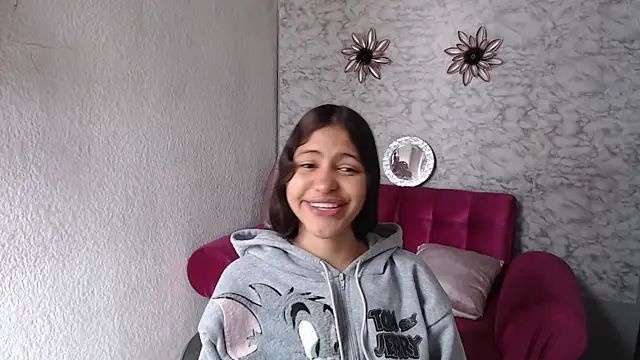 Evagirl69 online show from 04-24-26, 12:18