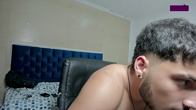 sebastian jhonson online show from 10-07-25, 03:58