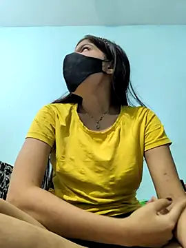 Snapshot of Alexa9k7 chatting on 10-07-25, 06:27 Alexa9k7 online show from 10-07-25, 06:27