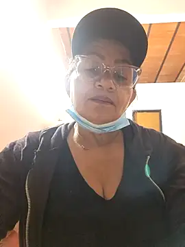 Vickysweeeettt online show from 04-05-26, 10:12