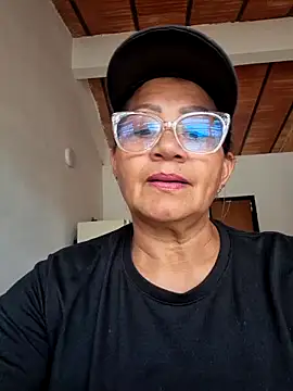 Vickysweeeettt online show from 04-24-26, 05:26