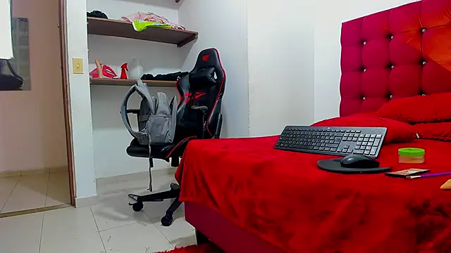 lightboy0 online show from 10-27-25, 06:23