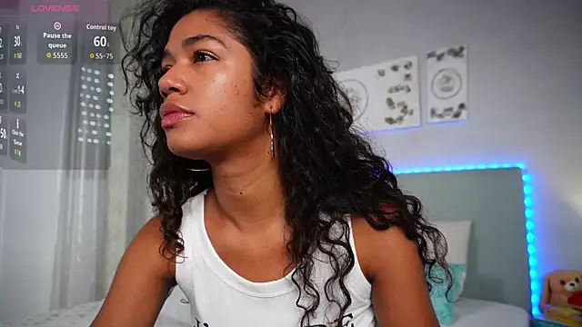 Snapshot of LibertyLust chatting on 10-24-25, 08:00 LibertyLust online show from 10-24-25, 08:00