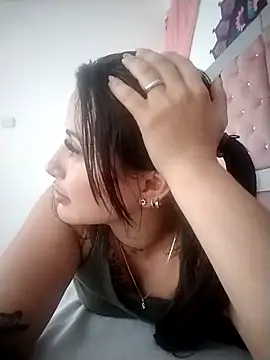 scarletr red online show from 09-16-25, 07:59