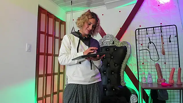 indigo thc5 online show from 12-19-25, 04:19