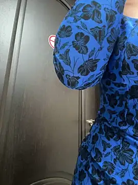 Snapshot of ladywithbigass chatting on 01-16-25, 05:53 ladywithbigass online show from 01-16-25, 05:53