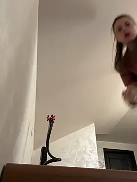 Snapshot of ladywithbigass chatting on 11-17-25, 05:57 ladywithbigass online show from 11-17-25, 05:57