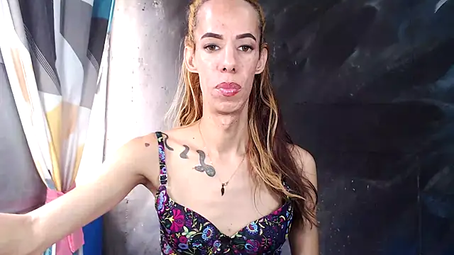 Queenmaria23cm online show from 10-06-25, 05:43