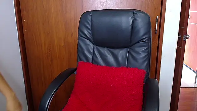 melikaronit2 online show from 10-29-25, 06:20