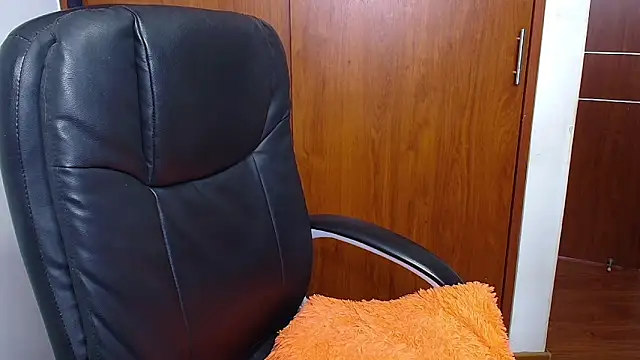 melikaronit2 online show from 11-05-25, 05:13