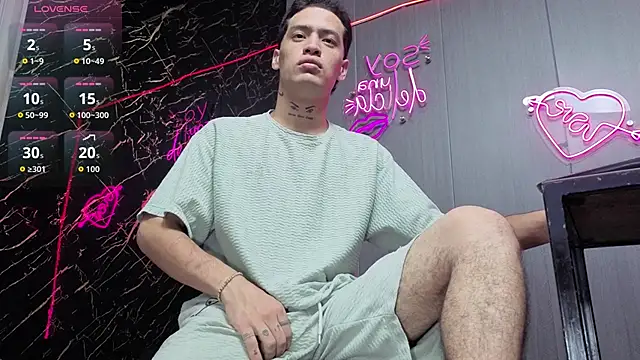 Snapshot of ThorDick_ chatting on 09-17-25, 10:22 ThorDick  online show from 09-17-25, 10:22