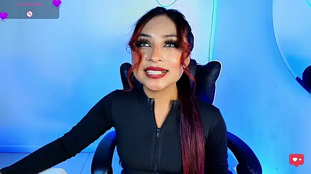 Snapshot of Naiaa_Cruz chatting on 05-21-26, 07:43 Naiaa Cruz online show from 05-21-26, 07:43