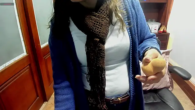 Snapshot of SexyRachel_ chatting on 11-07-25, 12:05 SexyRachel online show from 11-07-25, 12:05