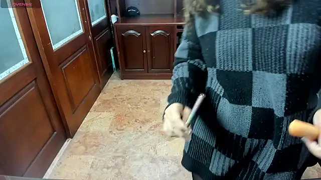 Snapshot of SexyRachel_ chatting on 11-19-25, 12:16 SexyRachel online show from 11-19-25, 12:16