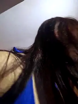 Snapshot of caronicole77 chatting on 01-16-26, 01:31 caronicole77 online show from 01-16-26, 01:31